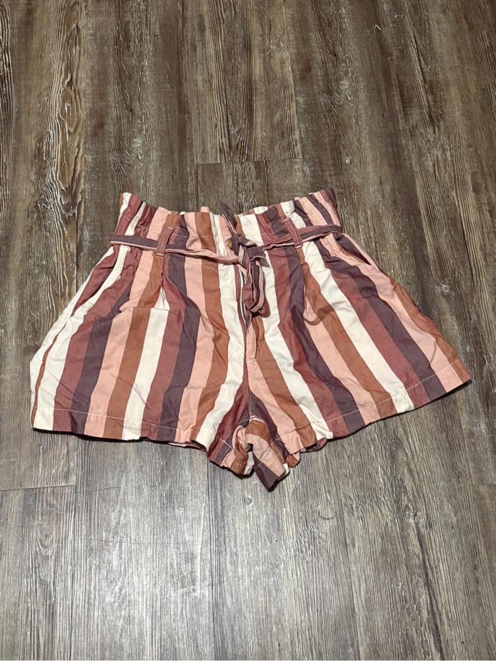 Madewell Rainbow Stripe Paperbag Shorts Women's 8 Linen Blend Outdoor Summer Fit